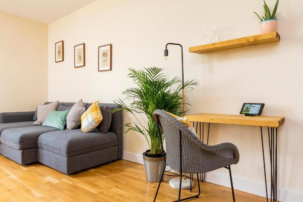 Panorama Apartments By Mesh Accommodation Short & Long Term Lets Ashford For Contractors Or Corporate Stays Eksteriør billede